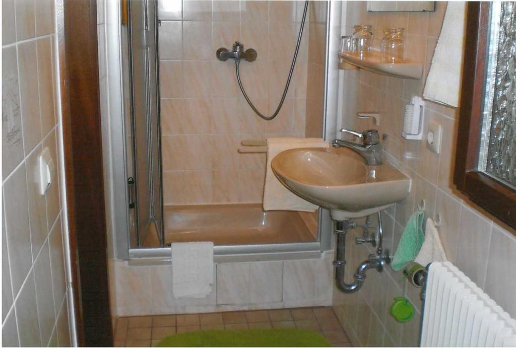 Privatzimmer Lichter Freiburg im Breisgau Buitenkant foto